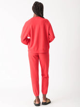 Load image into Gallery viewer, Ronan Pullover Heart
