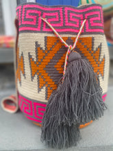 Load image into Gallery viewer, Amory Mochila