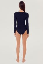 Load image into Gallery viewer, Airweight Scoop Neck Bodysuit