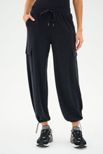 Load image into Gallery viewer, Nico Airweight Cargo Pant
