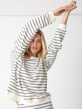 Load image into Gallery viewer, Ronan Pullover