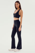 Load image into Gallery viewer, Raquel HW Airweight Flare 32"