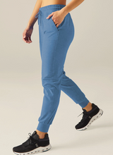 Load image into Gallery viewer, Spacedye Commuter Midi Jogger
