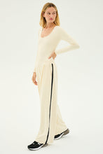 Load image into Gallery viewer, Luca Airweight Trouser w/Stripe