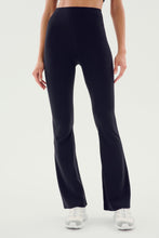 Load image into Gallery viewer, Raquel HW Airweight Flare 32"