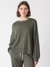 Load image into Gallery viewer, Balloon Sweatshirt