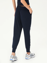 Load image into Gallery viewer, Kiki Rib 7/8 Sweatpant