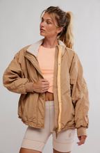 Load image into Gallery viewer, Field Tripper Jacket

