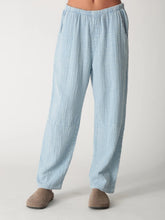 Load image into Gallery viewer, Kickback Pant
