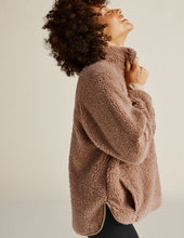 Load image into Gallery viewer, Take Flight Pullover
