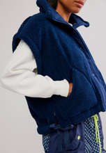 Load image into Gallery viewer, Scout It Out Vest
