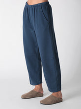 Load image into Gallery viewer, Barrel Sweatpants
