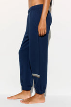 Load image into Gallery viewer, SG Rays Bowie Sweatpant
