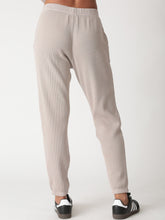 Load image into Gallery viewer, Justice Sweatpant Thermal
