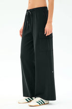 Load image into Gallery viewer, Alex Airweight Cargo Pant
