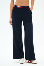 Load image into Gallery viewer, Michele Airweight Trouser
