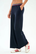 Load image into Gallery viewer, Michele Airweight Trouser
