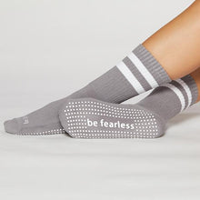 Load image into Gallery viewer, Crew Be Fearless Grip Socks Grey/White
