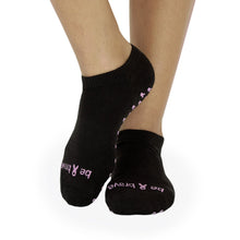 Load image into Gallery viewer, Be Brave Breast Cancer Grip Socks
