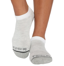 Load image into Gallery viewer, Be Mindful Cambridge Grip Socks Pearl
