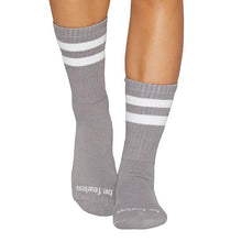 Load image into Gallery viewer, Crew Be Fearless Grip Socks Grey/White
