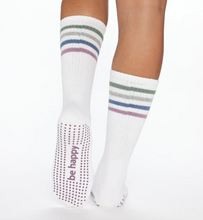 Load image into Gallery viewer, Crew Be Happy Grip Socks Daisy
